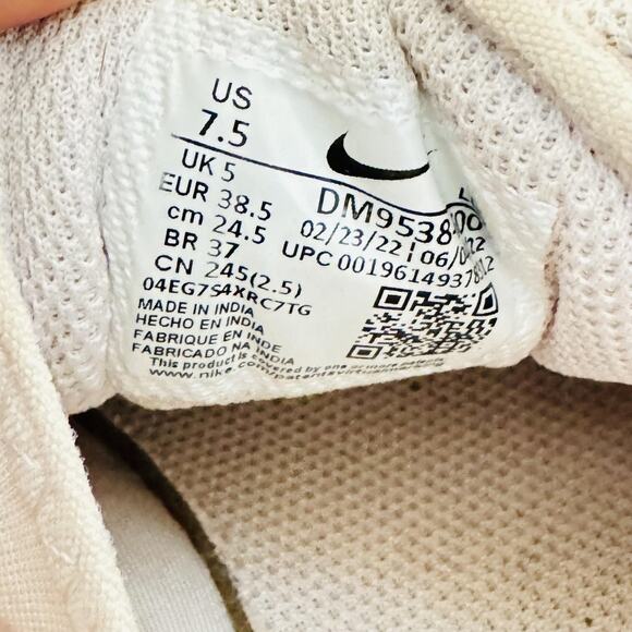 Nike Shoes Womens 7.5 Pink Beige Air Max Mesh Low Top Athletic Running Sneakers - Picture 9 of 10